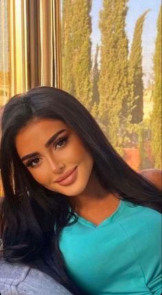 Arabic Makeup, Night Beauty, Arab Beauty, Glamour Makeup, Ideas For Instagram Photos, Beauty Ideas, Girls Makeup, Pretty Makeup, Cute Makeup