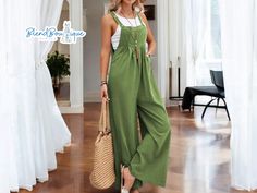 Step into style with this women's sleeveless jumpsuit! 👗 The loose bibs overalls design offers a relaxed fit, perfect for layering or lounging. 🌞 The long pants provide full coverage, making it a great option for outings or laid-back moments.👖 Size Notice: 📏 The size chart is smaller than the regular size. Please add 2-3 cm to your measurements when selecting your size to ensure the perfect fit. 📏 Refund & Returns: 🔄 We accept refunds if the item arrives defective, up to 7 days from the da Overalls Design, Romper Long Pants, Womens Jumpsuits, Bib Overalls, Overall Design, Sleeveless Jumpsuits, Romper Pants, Long Pants, Bibs