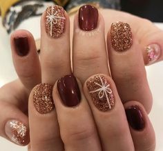 Holiday Nails Easy, Christmas Nail Art Easy, Cute Christmas Nails, Christmas Nails Easy, Christmas Nail Art Designs, Holiday Nail Art, Best Nail Art Designs