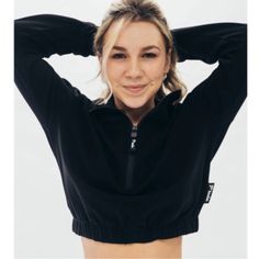 Size: M / Medium Color: Classic Black Condition: Nwt In Original Packaging Offers Bundles Trades Style Chart, Black Crewneck Sweatshirt, Becoming An Actress, Sweater Trends, Black Crewneck, Gym Tops, Crop Sweatshirt, Hooded Pullover, Denim Top