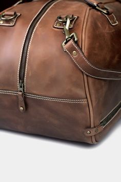 Brown Overnight Leather Weekender Travel Bag Leather Duffel Bag, Overnight Travel Bag, Leather Duffel, Leather Weekender, Weekend Travel Bags, Brown Crossbody, Laptop Pocket, Duffel Bag, High Quality Leather