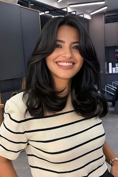 Voluminous Curtain Bangs Best Short Haircuts For Long Faces, Dark Brown Hair Bangs Mid Length, Curtain Bangs Medium Hair Black, Thick Ends Haircut, Haircut Till Shoulder, Medium Hair Cuts Brunette, Jet Black Hair Mid Length, Medium Dark Haircut, Long To Short Hair Before And After Round Face