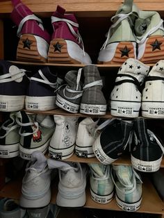 i like converse a lot basic white girl collection of converse Converse Hightop, Converse Collection, Life Habits, Girlie Style, Wedge Sneakers, Converse High Tops, Trendy Shoes, Chuck Taylors, High Tops