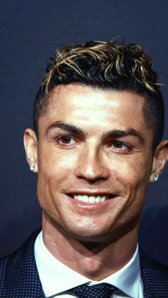 Cristiano Ronaldo - The Best Top #Football #Player The most #popular sportsperson The most followed person fashion 克里斯蒂亞諾·羅納爾多 
クリスティアーノ・ロナウド
sex symbol #sexsymbol #Cristiano #Ronaldo #CristianoRonaldo #football #sexsymbol Ronaldo 2008, Brazilian Soccer Players, Cristiano Ronaldo Body, Ronaldo Wallpaper