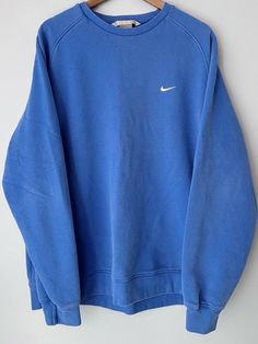 Blue Crewneck, Cute Outfits For School, Cute Preppy Outfits, Nike Sweater, Cute Sweatshirts, Themed Outfits, Blue Sweatshirt, Nike Outfits, Preppy Outfits