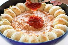 Skillet Pizza Dip combines the deliciousness of garlic bread with a cheesy, pepperoni dip. skillet pizza dip, iambaker, skillet dip, pizza dip, garlic rolls, appetizer, game day appetizer, pizza, dips Skillet Pizza Dip, Appetizer Pizza, Pizza Dips, Pepperoni Dip, Skillet Dip, Garlic Butter For Bread, Baked Potato Dip, Frozen Dinner Rolls, Onion Dip Recipe