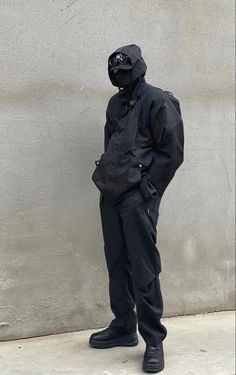 Black Arcteryx Outfit, Gorpcore Jacket Outfit, Drill Style Men, Sporty Jacket Outfit, Techwear Men, Techwear Aesthetic, Sporty Outfits Men, Techwear Outfits