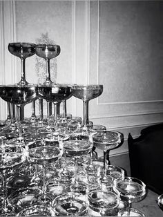 Drink Tower, Party, Black and White Black And White Fancy Aesthetic, Boujee Wedding Aesthetic, Black And White Alcohol Aesthetic, Aesthetic Pictures For Wall Collage Vintage 90s Black And White, Black And White Glam Aesthetic, Classy Black And White Aesthetic, Argento Aesthetic, Black And White Aesthetic Party, Dark Silver Aesthetic