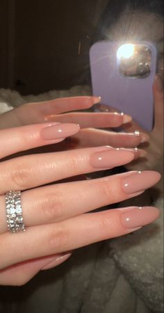 Spring Grunge Nails, Ldr Nails, Nude Colors Nails, Gel Nails Beige, Nails One Color Simple, Simple Plain Nails, Plain Gel Nails, Plain Nude Nails, Beige Nails Ideas