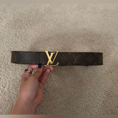 Authentic Lv Belt 40 Mm Size 80cm/32in Included Order Confirmation To Confirm Authenticity Worn Very Few Times - In Great Condition. The Only Flaw To The Belt Is That The Buckle Has Minor Scratches, See Last Photo For Reference. Other Than That, The Belt Is In Brand New Condition. Size Fits A 4/6 Pant Size - Monogram Brown Print This Particular Belt Is No Longer Sold Online. Louis Vuitton Belt Outfit Women, Louis Belt, Lui Viton, Lv Clothes, Fall Fashion Colors, Expensive Things, Color Trends Fashion, Dinner Outfit, Order Confirmation