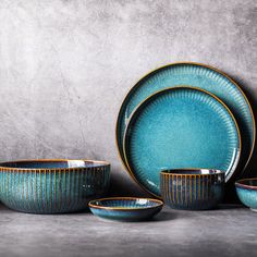 Create a magnificent Japanese dinner set with the Porcelain Tableware "Senzo" Collection. Made with high-quality ceramic, our Japanese tableware will delight your senses and give a chic touch to your table! A whole range of variations is available just for you! You are sure to find the item that best suits your taste of the moment so don't wait any longer! Invite Japan to your table! Microwave and dishwasher-safe Available in 7 models A : Rice bowl - 11,5cm B : Noodle bowl - 15cm C : Salad bowl - 21cm D : Soup bowl - 21cm E : Soup plate - 11cm F : Flat plate - 21cm G : Flat plate - 29cm Soup Bowls Ceramic, Japanese Dinner, Unique Bowls, Porcelain Tableware, Soup Plating, Vintage Bowls, Porcelain Bowl, Tableware Set