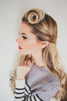 Retro Pin Curl 60s Hair, Bridget Bardot, Barefoot Blonde, Long Blonde