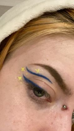 Homecoming Makeup For Green Eyes, Game Makeup Football, Found Heaven Makeup, Niall Horan Concert Makeup Ideas, School Eyeliner, Concert Makeup Looks, Niall Horan Concert, Facial Tips, Concert Makeup