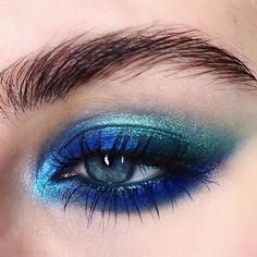 Fun Makeup For Green Eyes, Inspi Makeup, Maquillage Yeux Cut Crease, Make Up Inspiration, Ethereal Makeup, Green Eye, Eye Makeup Designs