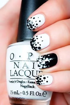 8 Black and White Nail Art Designs Nail Art Blanc, Do It Yourself Nails, Black And White Nail, Black And White Nail Art, Rainbow Snake, White Nail Art, Dots Nails, White Nail, Nails Black