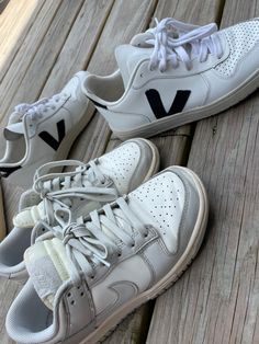 Trendy Summer Shoes, Christmas List Inspo, Shoes Nike Dunks, Dunk Lows, Veja V 10, Falling In Love Quotes, Fits Inspo, Aesthetic Shoes, Stockholm Fashion