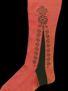 V Silk stockings, hand-embroidered, 1750-1770. T.34. Darned Socks, 1750s Dress, Georgian Accessories, 1700 Fashion, Embroidered Stockings, Victorian Shoes, 18th Century Dress