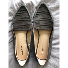 Dark Gray Flats. Never Worn. Gray Flats, Grey Flats, Flat Color, Flat Shoes Women, Dark Gray, Loafer Flats, Loafers, Women Shoes, Grey