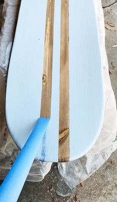 Diy Wooden Surfboard, Surf Board Pattern, Diy Wood Surfboard, The Big One Party Decorations, Diy Surfboard Decor, Surf Bathroom, Surfboard Decoration, Surfer Bedroom, Diy Surfboard