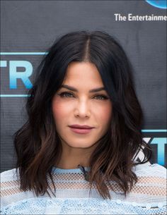 Jenna Dewan Tatum Longbob Hair, Short Brunette Hair, Medium Hairstyle, 2019 Style, Jenna Dewan, Hair Masks, Hairstyles For Round Faces, Hair Weave