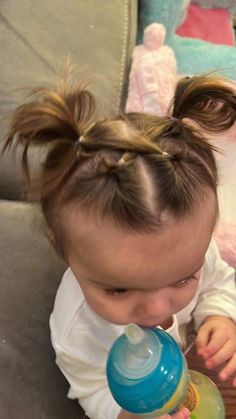 Hair Styles For One Year Old, Little Baby Girl Hairstyles For Short Hair, Easy Toddler Hairstyles Fine Hair, 2 Month Old Hairstyles, Fine Toddler Hair Hairstyles, Hair Styles For 1 Year Baby Girl, Easy Infant Hairstyles, Short Toddler Girl Hairstyles, Toddler Girl Hairstyles Short Hair