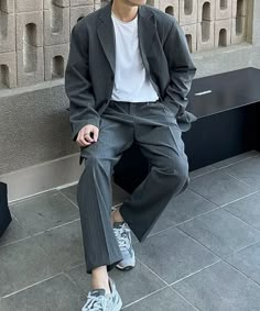 Prom Boys Outfit, Formal Smart Casual, Korean Street Fashion Men, Mens Work Outfits, Black Suit Men, Spring Outfits Men, Hello Ladies, Suits Clothing