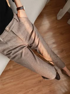 Herringbone Harem Suit Pants | Ahaselected Elegante Outfits, Casual Stylish, Casual Suit, Pencil Pants, Looks Chic, Suit Pants, Wool Pants, 가을 패션, Womens Dress Pants