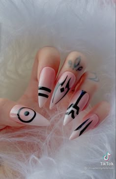 Sukuna Nails, Mekap Mata, Hippie Nails, Anime Nails, Grunge Nails, Pretty Gel Nails, Soft Nails, Black Nail, Kawaii Nails