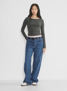 HOMESTRETCH™ BOATNECK LONGSLEEVE | Aritzia Roll Neck And Jeans, Affordable Basic Long Sleeve Top With Crew Neck, Affordable Basic Stretch Long Sleeve Top, Boat Neck Long Sleeve Shirt, Aritzia Lula Longsleeve, Straight Leg Jeans Pullover, Plus Size Aritzia, Minimalistic Wardrobe Women Aritzia, Cheap Uniqlo Long Sleeve Tops