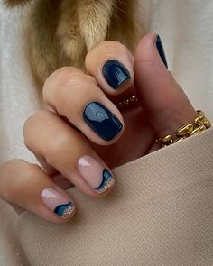 Navy Nails, Kutek Disney, Unghie Nail Art, Winter Manicure, Heart Nail, Nagel Tips, Smink Inspiration, Makijaż Smokey Eye, Thanksgiving Nails