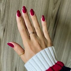 14 Fall Nail Colors for Fair Skin Tones - That are Warm & Cozy - Fall Nails For Fair Skin, Raspberry Nails, Nail Polish Colors Winter, Winter Nail Polish