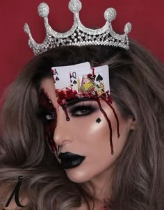 Special Effect Make Up Halloween, Sfx Halloween Costume Ideas, Queen Of Halloween Costume, Sfx Costume Ideas, Special Fx Halloween Makeup, Queen Of Hearts Sfx Makeup, Hard Halloween Makeup, Scary Queen Of Hearts Makeup, Queen Of Hearts Scary Makeup