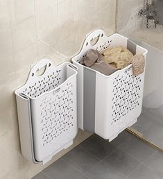 Space Saving Foldable Design：Foldable laundry basket organizer can be stored in the narrow space between the washing machine and the wall ,or hung on the wall,or stored in drawers and closet. Extra Large Capacity：Dirty clothes hampers for laundry has a large capacity.The large size clothes basket laundry is able to hol Hanging Laundry Basket, Office Oasis, Folding Laundry Basket, Hanging Laundry, Basket Laundry, Collapsible Laundry Basket, Laundry Basket Organization, Folding Laundry, Basket Organizer