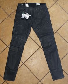 Jeans Men G-Star RAW RACKAM 3D Skinny size 33/34 RARE Post Apocalypse Style Brand New with tags Style: RACKAM 3D Skinny Art: D06763-B964-C789 14 Fabric: ELTO NERO BLACK F SUPERSTRETCH Color: MAGMA COBLER RESTORED Size: W33  L34 ------------------------- - Registered worldwide airmail shipping with tracking number - Safe packaging - Combine orders support - Feel free to ask any questions Demin Jacket, G Star Raw Jeans, Black F, Post Apocalypse, Jeans Men, G Star Raw, Tracking Number, Mens Jeans, Favorite Outfit