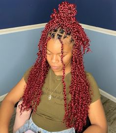 Half-Up Bun for Red Passion Twists Red Mini Passion Twist, Red Passion Twists Hairstyle, Burgundy Passion Twists, Red Passion Twists, Half Pony Hairstyles, Red Braids, Twists Hairstyles, Future Hairstyles, Braiding Hairstyles