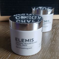 New Elemis Dynamic Resurfacing Facial Pads. 60 Pads New Without Box. See Separate Listings For More Products From This Brand. Must Bundle As Described To Receive Discount; Not Automatically Applied. Covid19 Guidelines Followed Smoke-Free Pet/Allergen Free Worn Items Laundered As Instructed (Fragrance Free Detergent). Don't Like The Price? Send An Offer! I May Counter-Offer, But I'll Never Decline. Bundle And Save! Ig: @Thecraftycougarboutique Thanks For Shopping My Closet! # 4057 Elemis Skincare, Skin Care Women, Fragrance Free, Fragrance Free Products, Facial, Fragrance, How To Apply, Pet, Closet