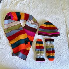 This Is A Super Soft And Colorful Set Including A Scarf, Hat And Mittens. Tag Attached, Never Worn. Cool Scarf, Cooling Scarf, Making Clothes, How To Make Clothes, Scarf Hat, Christmas 2024, Scarf Wrap, Scarf Accessory, Quilting