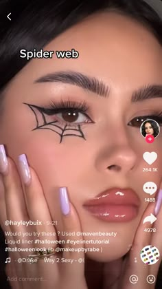 Spider Web Eyeliner, Web Eyeliner, Spiderman Makeup, Spider Web Makeup, Spider Makeup, Holloween Makeup, Vampire Bride, Halloween Makeup Diy, Halloween Makeup Pretty