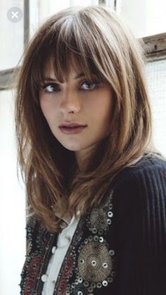 Bangs Medium Length Hair, Bangs Medium Length, Rambut Brunette, Classic Hair, Magazine Issue, Medium Length Hair, Medium Hair Cuts