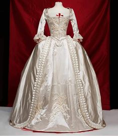 1700s Wedding Dress, Regency Baroque Wedding Gown, Victorian Baroque Medieval Wedding Dress, 18th Century Wedding Dress, Outlander Wedding Dress, 18th Century Ball Gown, Luxury Victorian Rococo Ball Gown, Marie Antoinette Wedding Dress Historical Design, Historical Wedding Dresses