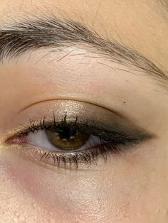 Eye Makeup Looks For Prom, Simple Smokey Eye, Formal Eye Makeup, Eye Makeup Techniques, Makeup Artist Tips, Swag Makeup, Pinterest Makeup, Dope Makeup, Makeup Looks Tutorial