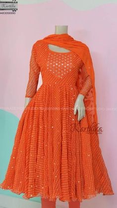 One Piece From Saree, Bandhani Anarkali, Basic Blouse Designs, Pink Blouse Designs, Simple Frock Design, Style Kurti, Long Frock Designs, Simple Frocks