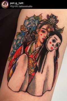 On this pin, there is a traditional Asian tattoo of a Korean girl and a mask done by Pot G tatt on Instagram Korean Characters Tattoo, Korean Character Tattoo, Korean Sleeve Tattoos Women, Korean Woman Tattoo, Korean Tattoos For Women, Korean Traditional Tattoo, Korean Girl Tattoo, Asian Lady Tattoo, Korean Style Tattoo