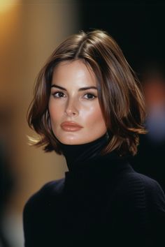 Chic 90s Lob Hairstyle Inspirations for Effortless Glamour - Days Inspired Hair Change, Short Brown Hair, Lob Hairstyle, Hair 2024, 90s Models, Big Chop, Layered Bob, Penteado Cabelo Curto, Hair Makeover