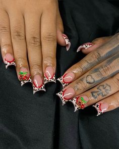 @ nailedby.jenniw Cherry Duck Nails, Nails That Go With Every Outfit, Cheetah Print Duck Nails, 2000s Nail Designs, Cheetah Print Nails, Cheetah Nails