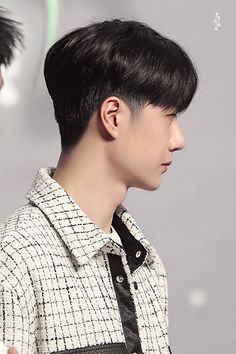 Boy Outfits Aesthetic, Man Haircut, Two Block Haircut, Short Hair For Boys, Asian Man Haircut, Korean Men Hairstyle, Asian Haircut, Men Hairstyle, Boy Hair