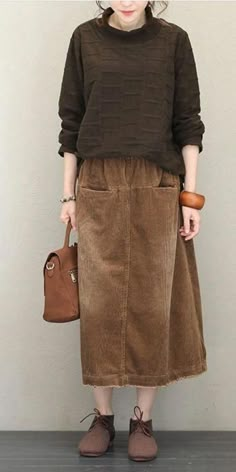 Fashion Outfits Women, Outfits Women Casual, Mode Ab 50, Casual Knitwear, Fashion Street Style, Mode Casual, Casual Cardigans, 가을 패션, Sweater Women