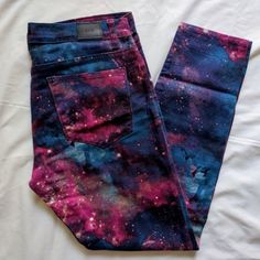 Brand New Without Tags. Women's Eu 31, Which Is Usually Equivalent To A Us 10-12. Discontinued Color. Nebula/Galaxy/Space Printed Skinny Jeans From Bdg, An Urban Outfitters House Brand. Primarily Pink/Magenta, Tan And Teal/Navy Blue With White Stars. 5 Pocket Design, Button & Zip Front, Good Stretch, Labeled As 29" Ankle Length But Actually Measure 28" (See Measurement Photos). Cover Photo Includes Stock From Uo For Fit And Color Reference, The Rest Are My Pair. Waist: ~17" Length: ~28" Paint Splatter Pants, Galaxy Tights, Galaxy Clothing, Types Of Clothing Styles, Galaxy Outfit, Nebula Galaxy, Funny T Shirt Sayings, Galaxy Fashion, Urban Outfitters Jeans