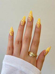 Graphic Almond Nails, La Inspired Nails, Mail Inspo Colorful, Yellow Stripe Nails, Nail Designs Festival, California Nails Acrylic, Almond Nails Designs Summer Green, Bright Yellow Nails Design, Edgy Spring Nail Designs