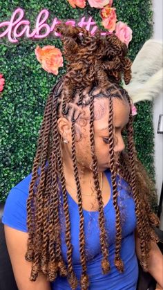 Color Protective Styles, Long Invisible Locs With Color, Invisible Locs Twist With Color, Textured Twists, Invisible Locks, Big Twist Braids Hairstyles, Braids Ideas, Goddess Braids Hairstyles